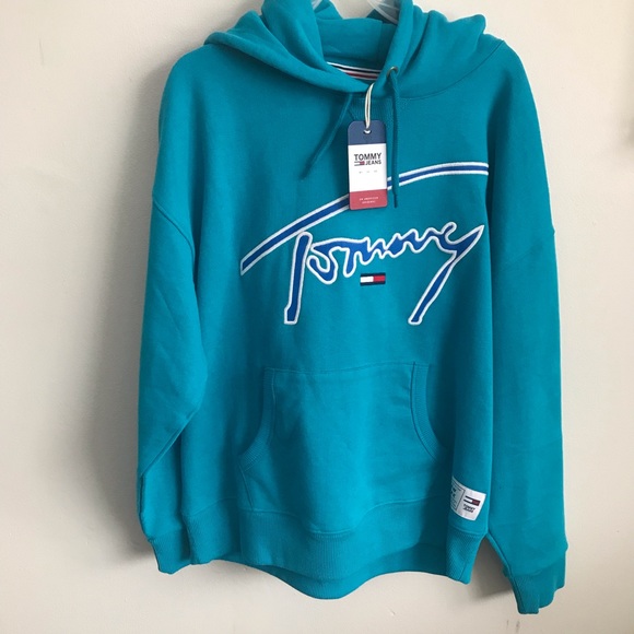 -SOLD- NWT Tommy Hilfiger Signature Hoodie - Picture 2 of 6